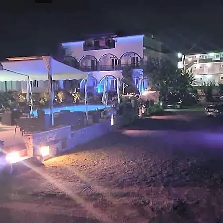 Corali Hotel